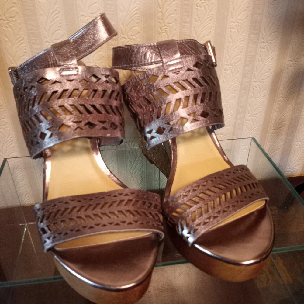 Lauren Ralph Lauren Georgina Espadrille Gold Wedge Leather Sandals Size 8.5 - Picture 2 of 12